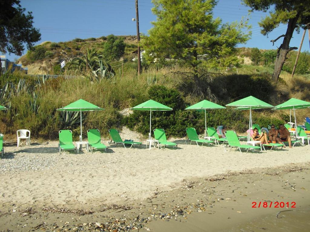 Kangaroo Hotel Móla Kalíva Kültér fotó