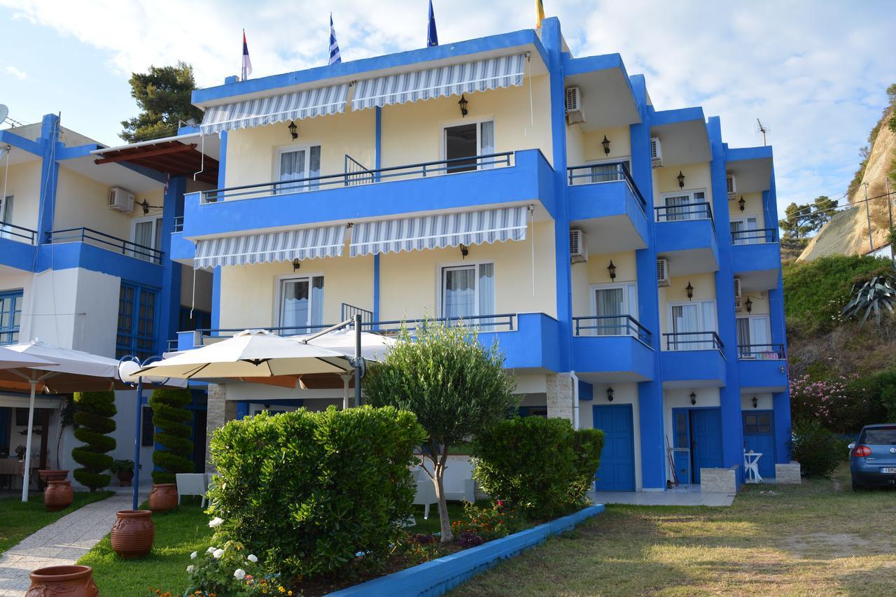 Kangaroo Hotel Móla Kalíva Kültér fotó