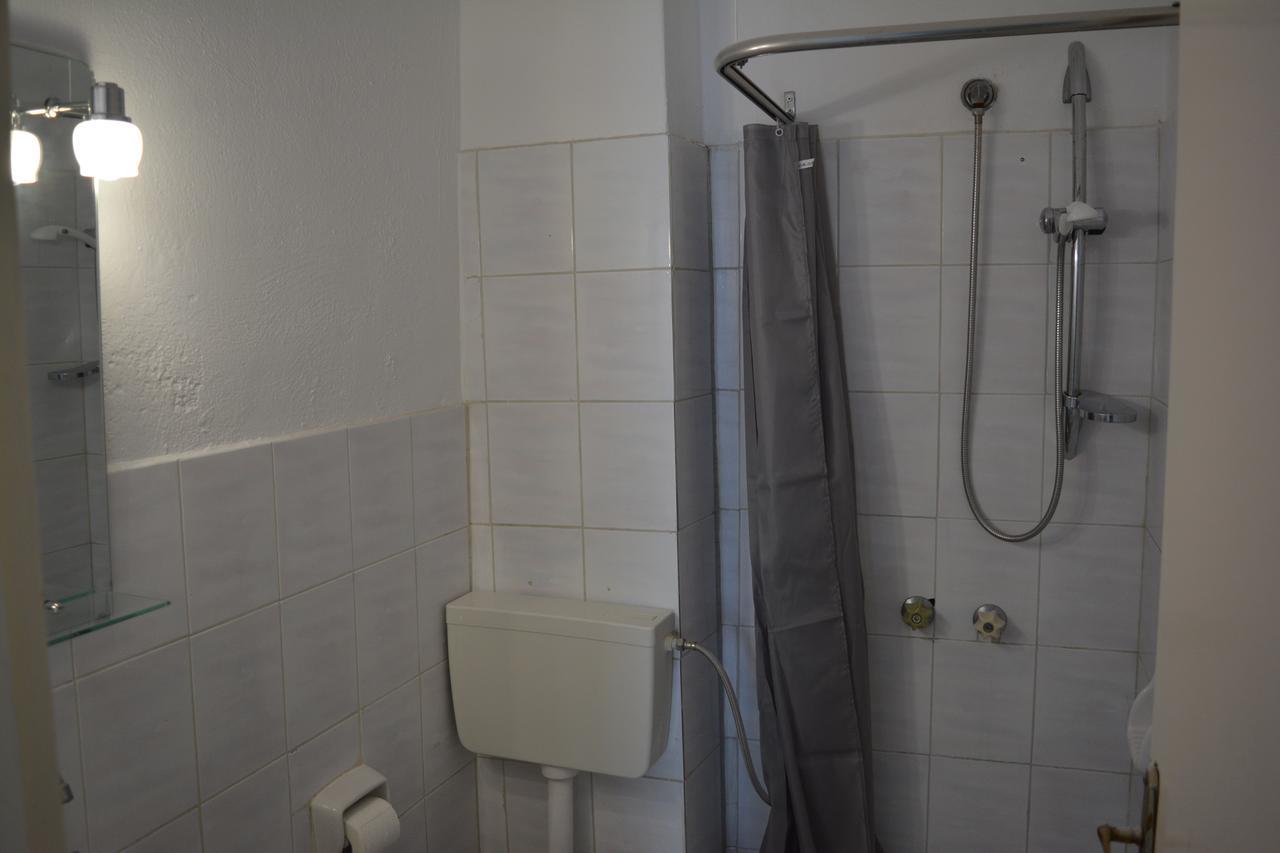 Kangaroo Hotel Móla Kalíva Kültér fotó