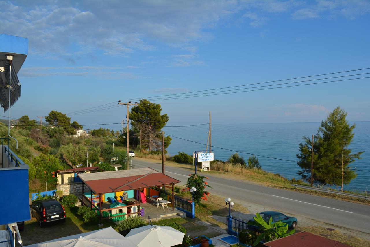 Kangaroo Hotel Móla Kalíva Kültér fotó