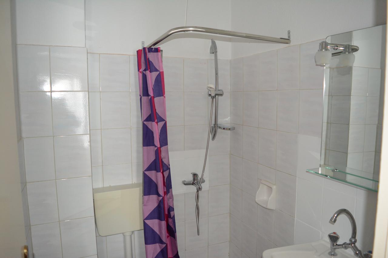 Kangaroo Hotel Móla Kalíva Kültér fotó
