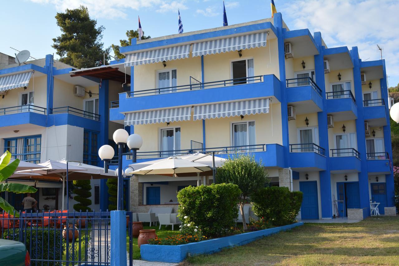 Kangaroo Hotel Móla Kalíva Kültér fotó